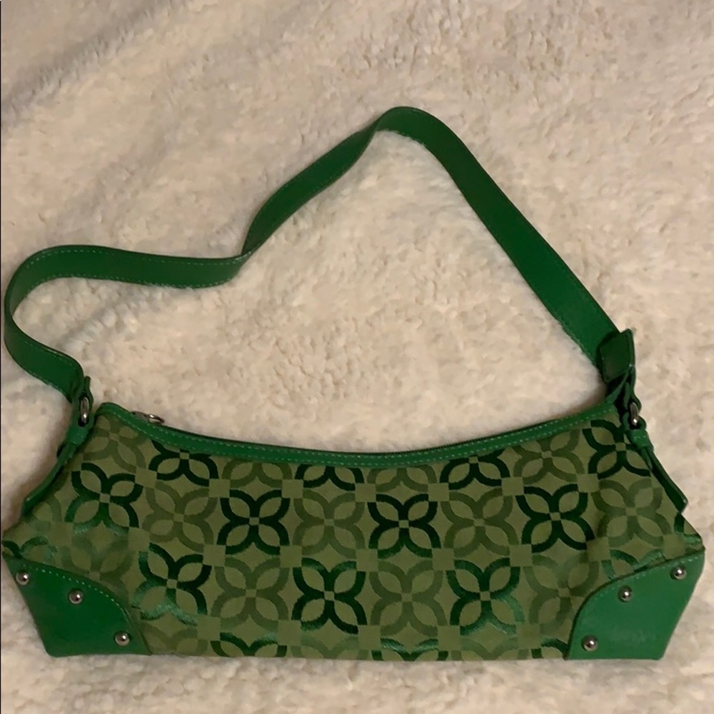 Green relic purse